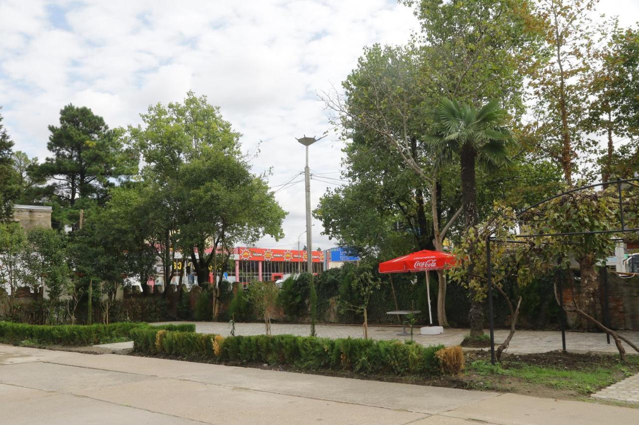 Hotel Aguna Kutaisi Exteriör bild