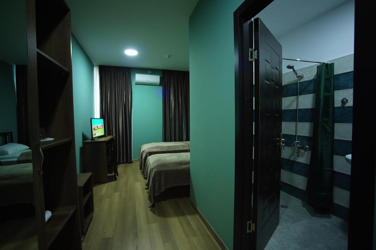 Hotel Aguna Kutaisi Exteriör bild