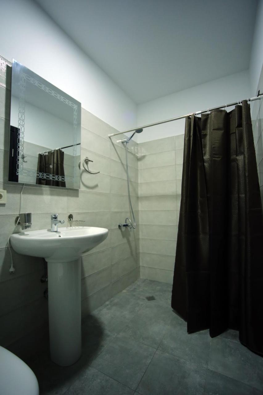 Hotel Aguna Kutaisi Exteriör bild